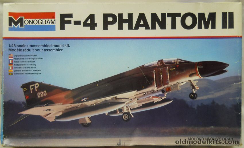Monogram 1/48 F-4C / F-4D Phantom II - Col Robin Olds 1967 / Capt Steve Ritchie 1972 / 23rd TFS Germany, 5800 plastic model kit